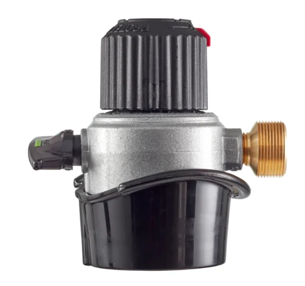 Mellemtryksregulator for flasker med click-on ventil